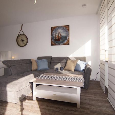 Ferienwohnung Deichliebe-Bullauge Büsum Exterior foto